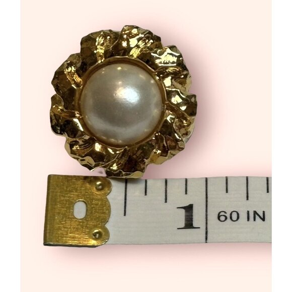 Vintage Signed ST. JOHN Gold Tone Faux Pearl Clip On Earrings Classic Designer - Picture 5 of 7